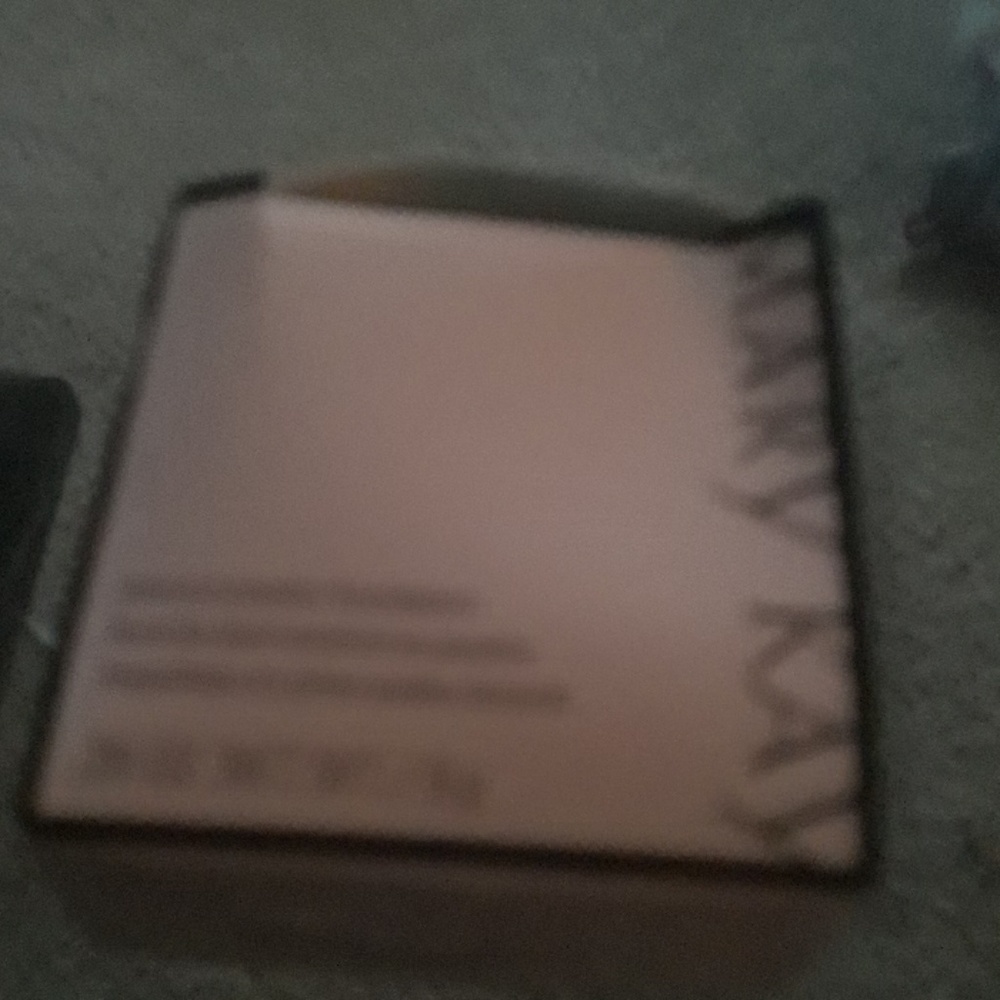 MARY KAY MINERAL FOUNDATION